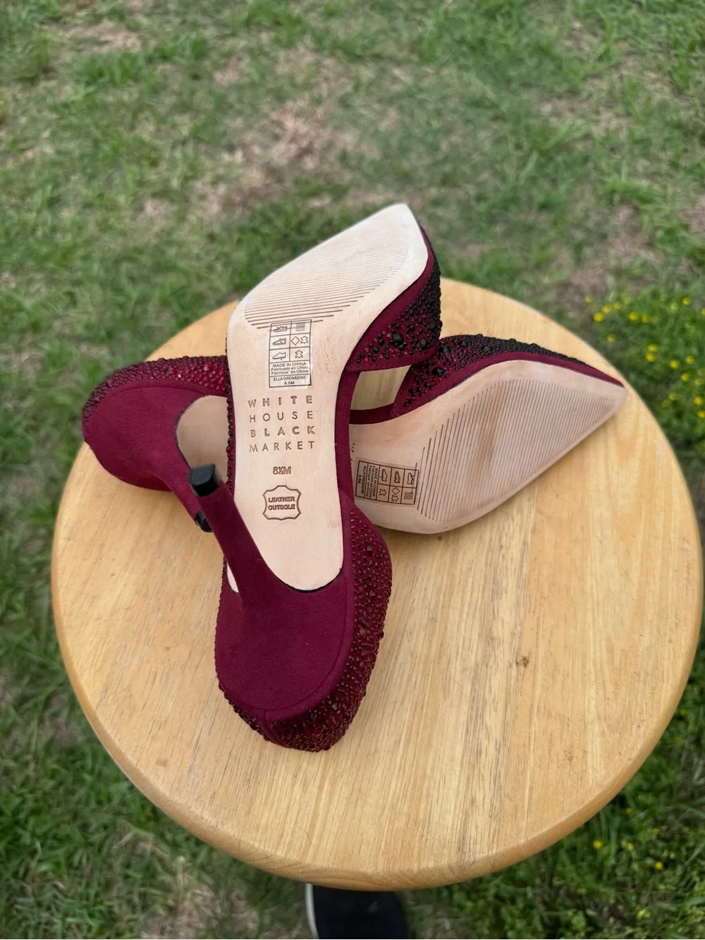 Ladies White House Black Market Burgundy Crystal-Embellished Pointed Pumps